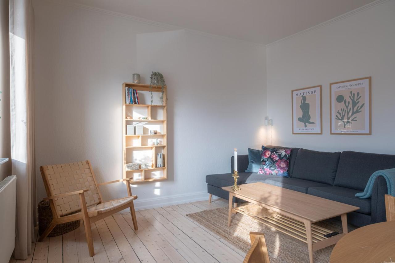 Newly Renovated 1-Bed Apartment In Aalborg Extérieur photo
