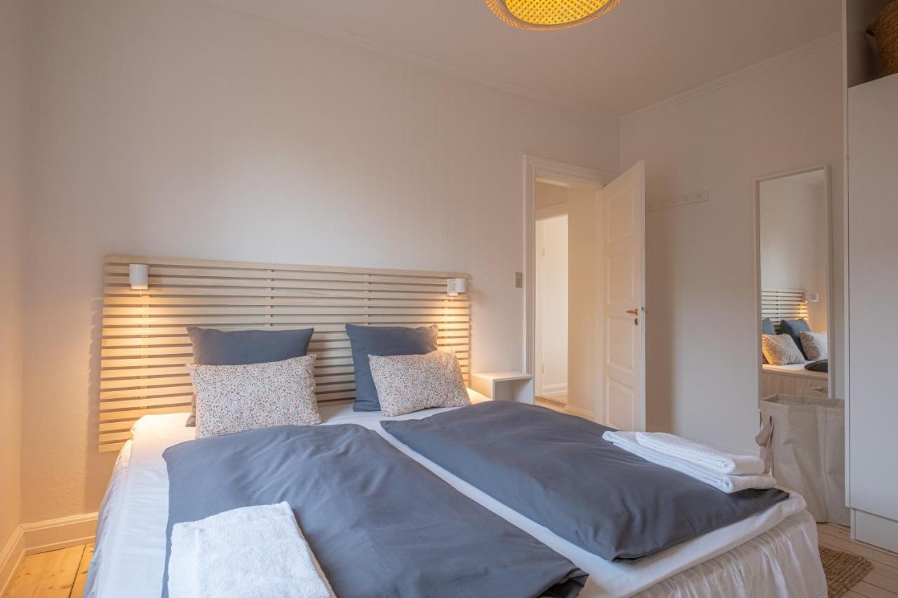 Newly Renovated 1-Bed Apartment In Aalborg Extérieur photo