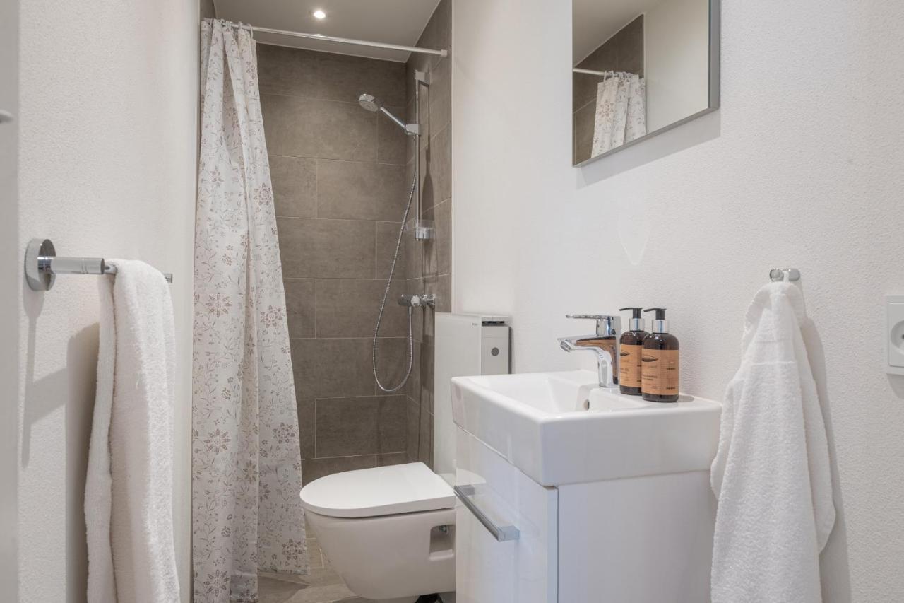 Newly Renovated 1-Bed Apartment In Aalborg Extérieur photo